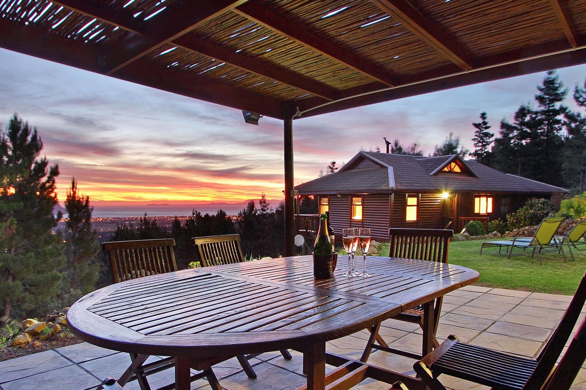 Lalapanzi Lodge Somerset West Ngoại thất bức ảnh